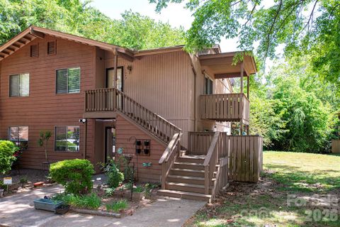 1649 Cedarview Court active home in Riverview Villas, Rock Hill, SC