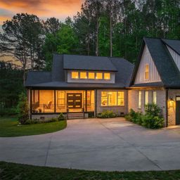 100 White Fawn Circle