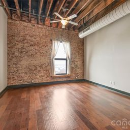 100 W Main Avenue