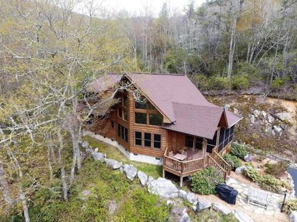 75 Hideaway Ridge sold home in Seasons In Maggie Valley, Maggie Valley, NC