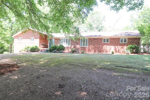 112 Forest Avenue