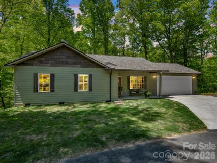 Homes in Lake Hondah, Brevard