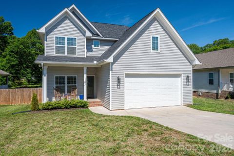 107 Hillcrest Street pending home in Hillcrest, Shelby, NC