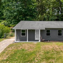 82 Lees Creek Road
