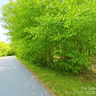 1243 Beechwood Drive pending home in Fairway Acres, Newton, NC
