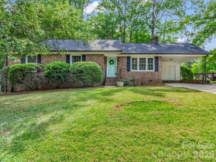 701 Hickory Hill Court pending home in Gardner Woods, Gastonia, NC