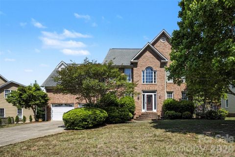 1504 Plantation Trail sold home in Riverwood Plantation, Gastonia, NC
