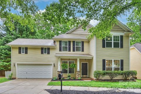 12753 Cross Dale Drive sold home in Crosswinds, Huntersville, NC