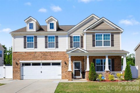 7833 Stonehouse Drive
