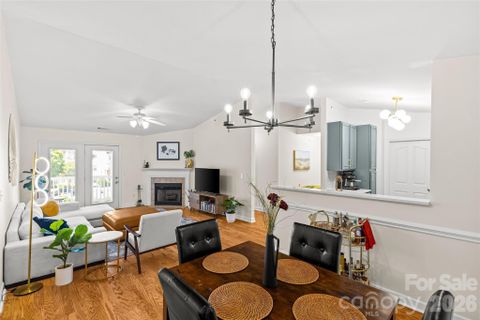 10652 Hill Point Court sold home in Hyde Park, Charlotte, NC