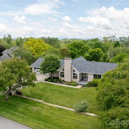 8 Scenic View Drive