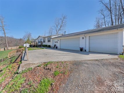 136 Peaceful Valley Drive