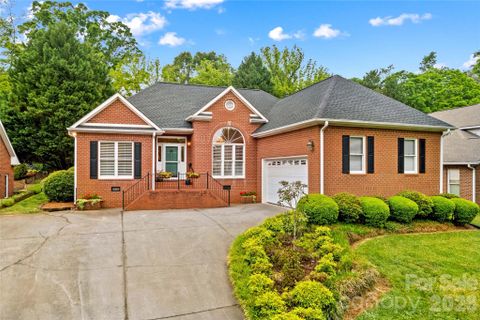 943 Argyle Court active home in Argyle Place, Statesville, NC