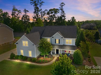 7223 Old Valley Way active home in Bridge Pointe, Harrisburg, NC