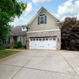 4017 W Sandy Trail
