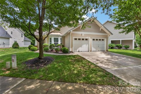 1389 Millbank Drive pending home in Callonwood, Matthews, NC