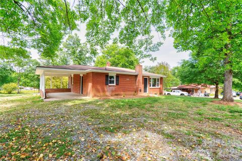 153 Greene Road