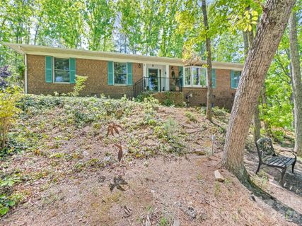 5 Sunny Ridge Drive
