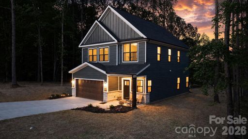 5256 Whitewater Drive pending home in Crystal Falls, Hickory, NC