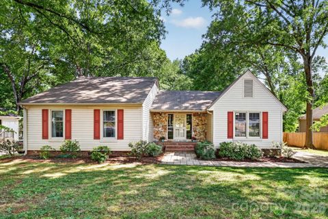 6111 Patrick Place active home in Brandon, Charlotte, NC