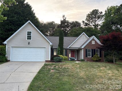 450 Glencrest Drive active home in Gates At Waterside, Stanley, NC