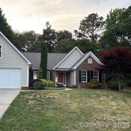 450 Glencrest Drive
