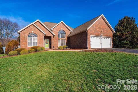 3992 Brickfield Street active home in Brickfield, Hickory, NC