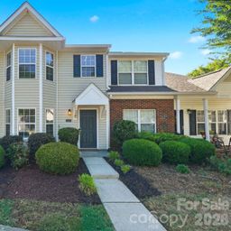 687 Rock Lake Glen