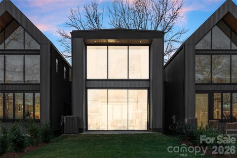 421 Marsh Road active home in Sedgefield, Charlotte, NC