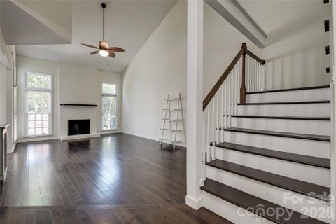 9235 N Vicksburg Park Court