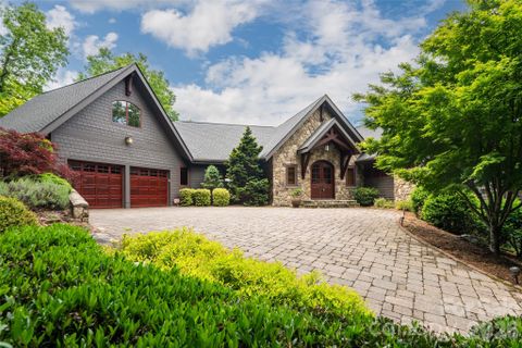 211 Boulder Ridge Drive active home in Oleta Falls, Hendersonville, NC