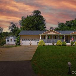 1404 Castle Court