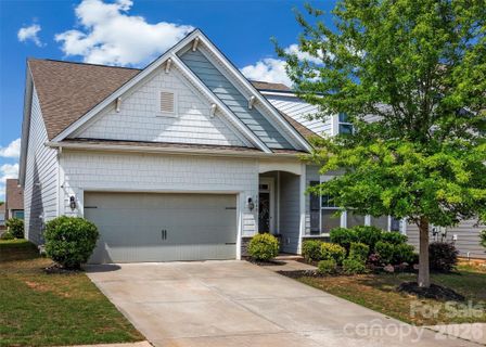 7040 Chrysanthemum Road active home in Walnut Creek, Lancaster, SC