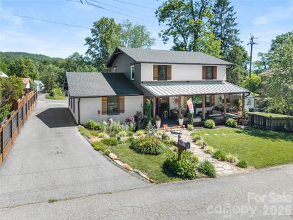 154 White Oak Lane