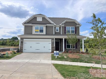 2621 Wild Azalea Court pending home in Ashton Park, Monroe, NC