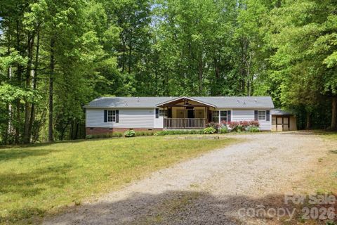4965 Mundy Lane sold home in Mundy Acres, Denver, NC