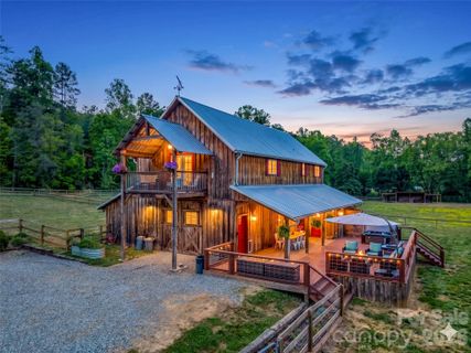 400 Calhoun Trail