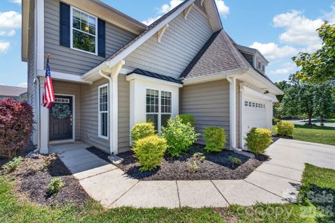 598 Sugar Tree Drive sold home in Ridge Pointe, Rock Hill, SC