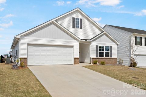 116 Ella Lane active home in Northview, Easley, SC