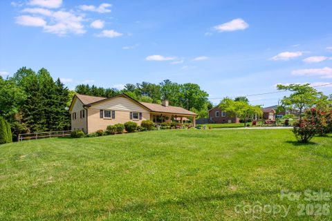 458 Beach Drive active home in Lakeview Estates, Hendersonville, NC