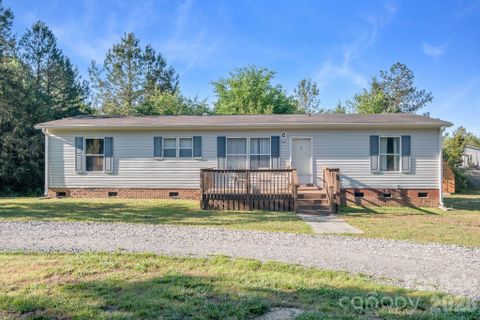 728 Preston Brooks Drive pending home in Richmond Acres, Catawba, SC