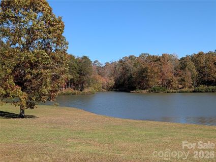 0 Mapleton Lane sold home in Derbyshire, Columbus, NC