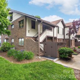 503 Fleetwood Plaza