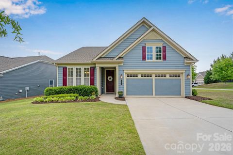 8306 Festival Way active home in Cresswind, Charlotte, NC