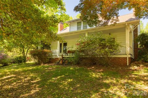 484 Yancey Road