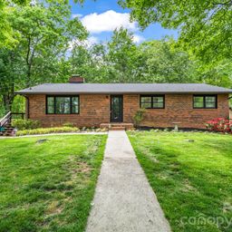 92 Greenwood Acres Drive