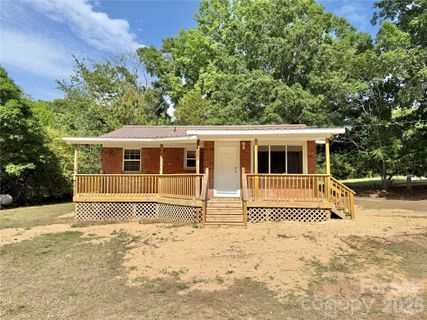 878 Stanback Ferry Road