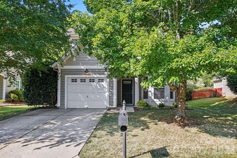 712 Tulip Tree Place