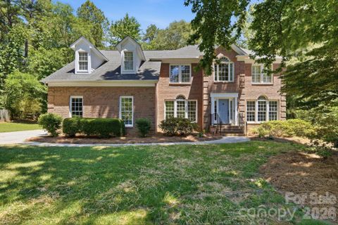 4432 Mountain Cove Drive sold home in Overlook, Charlotte, NC