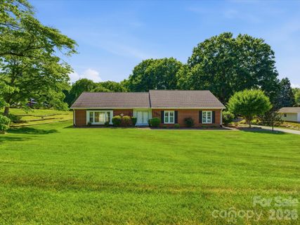 1020 Longreen Drive